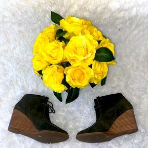 Forest green wedge ankle boots